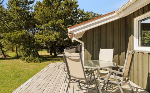 Suometar - 90M from the Sea: Græs, Græs-, Land Lot, Sommerhus, Landdistrikt, Eng, Garden Bygninger, Have, Skur
