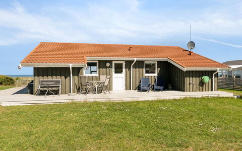 Suometar - 90M from the Sea: Græs, Græs-, Land Lot, Sommerhus, Landdistrikt, Eng, Garden Bygninger, Have, Skur