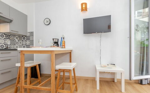 Balcons de la Rance: Boligområde, Menneskelig Bosættelse, Lejlighed, Ejerlejlighed, Svømmepøl, Udvej, Udendørs Møbler, Hotel, Ferieby, Ferie