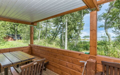 Anttoora 7: Træ, Veranda, Loft, Bejdse, Gulvbelægning, Hårdttræ, Etage, Dæk, Planke, Trægulve