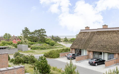 Øgoti - 500M from the Sea: Estate, Skygge, Indkørsel, Stuehus