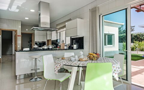 V8 Bastos - Vip Properties: Blå, Tropics, Ferie, Udvej, Hotel, Caribbean, Strand