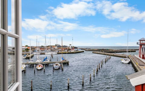 Annete - 20M from the Sea: Vand, Krop Af Vand, Båd, Vandvej, Vandfartøjer, Marina, Dok, Både Og Sejlsport - Udstyr Og Materiel, Havn, Havn