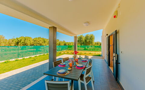 Villa Eufriama: Have, Skygge, Landscaping, Udvej, Eco Hotel, Villa, Walkway