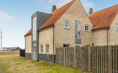 Etly - 246M from the Sea: Træ, Hjem, Veranda, Dæk, Hårdttræ, Tag, Bejdse, Trægulve, Eco Hotel