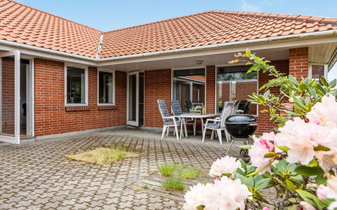 Srebra - 420M from the Sea: Fritid, Reklame, Parkere, Banner, Skilt, Sti