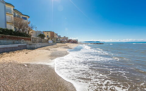 Mediterraneo: Blå, Vand, Daytime, Krop Af Vand, Horisont, Kyst, Strand, Hav, Coastal Og Oceaniske Landskabsformer