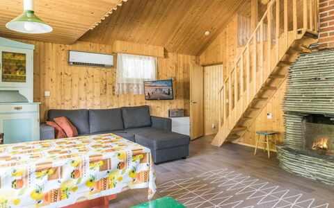 Perälampi: Træ, Sne, Sommerhus, Vinter, Tag, Hjem, Fryser, Bjælkehytte, Sidespor, Hældning