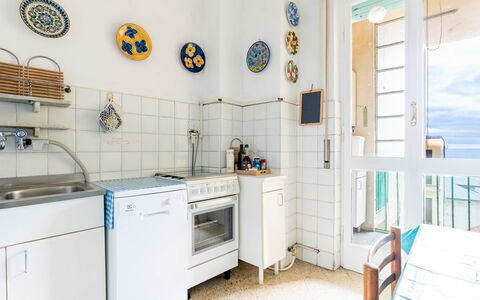 Alassio Fairplace: Gulvbelægning, Etage, Indretning, Lejlighed, Større Bandage, Værelse, Køkken, Flise, Cabinetry, Maling