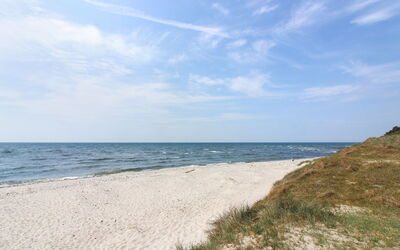 Agnesa - 700M from the Sea