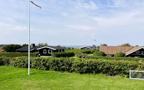 Carlene - 350M from the Sea: Lejlighed, Ejerlejlighed, Estate, Altan, Villa, Hotel