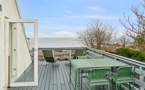 Drude - 50M from the Sea: Lejlighed, Ejerlejlighed, Estate, Altan, Villa, Hotel