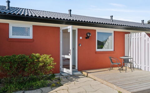 Kate - 300M from the Sea: Tag, Hus, Boligområde, Hjem, Estate, Sommerhus, Design