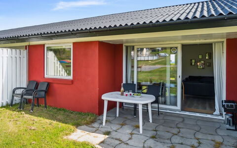 Kate - 300M from the Sea: Tag, Hus, Boligområde, Hjem, Estate, Sommerhus, Design