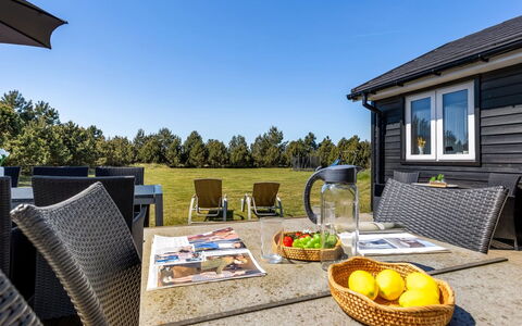 Danika - 1.5Km from the Sea: Lejlighed, Ejerlejlighed, Estate, Altan, Villa, Hotel