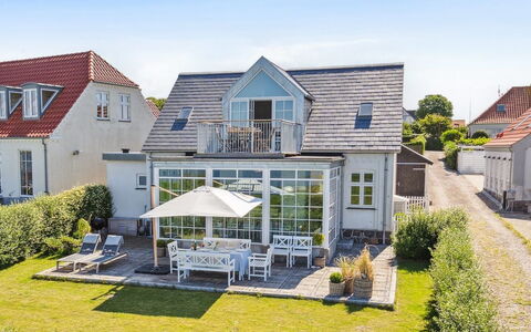 Devis - 75M from the Sea: Tækning, Sommerhus, Hus, Tag, Hjem, Stuehus, Hytte, Estate, Landsby