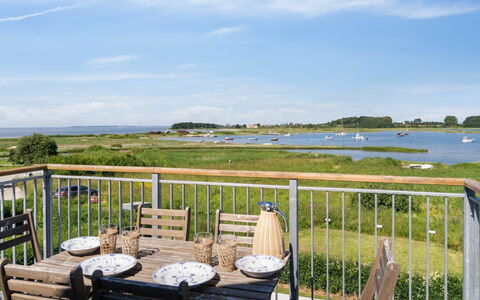 Devis - 75M from the Sea: Tækning, Sommerhus, Hus, Tag, Hjem, Stuehus, Hytte, Estate, Landsby