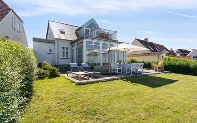 Devis - 75M from the Sea