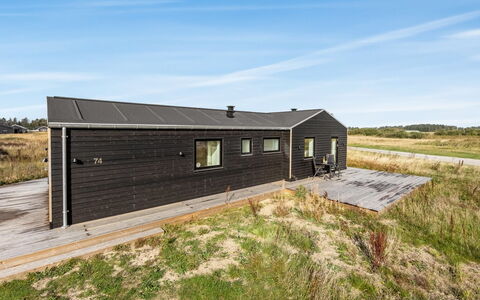 Luisa - 1Km from the Sea: 