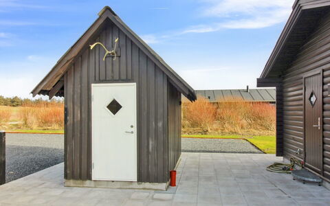 Annukka - 500M from the Sea: Tag, Hus, Hjem, Sommerhus, Dør, Sidespor, Dæk, Veranda, Planke, Hårdttræ