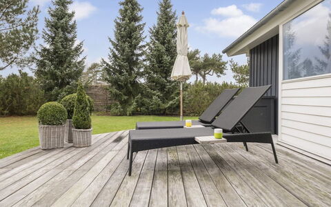 Enken - 750M from the Sea: Hus, Hjem, Tag, Sommerhus, Estate, Landscaping, Garden Bygninger, Sidespor, Stuehus