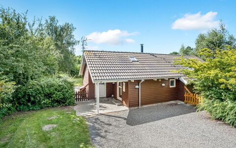 Annielle - 500M from the Sea: Tag, Hus, Hjem, Sommerhus, Dør, Sidespor, Dæk, Veranda, Planke, Hårdttræ