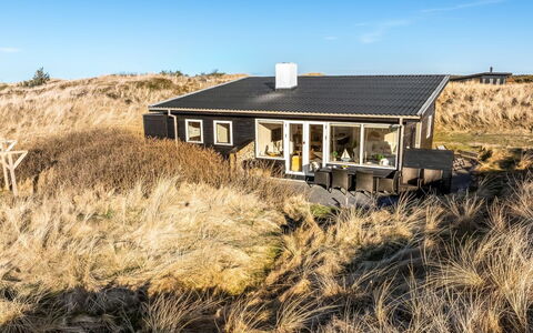 Alrike - 200M from the Sea