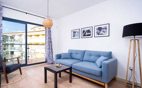 Cala Mora: Kort, Design, Parkere