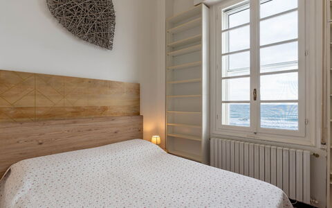 Casa Sole Mare: Seng, Soveværelse, Møbel, Sengetøj, Indretning, Etage, Sengetøj, Gulvbelægning, Træ, Sengetøj