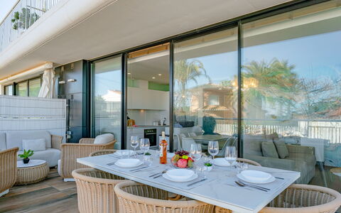 Denia Beach Plus: Svømmepøl, Udvej, Lejlighed, Hotel, Mansion, Villa, Skygge, Hacienda, Ferieby