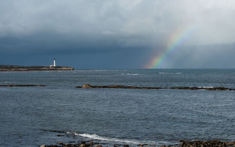 Harbour Nights Deluxe 7D: Blå, Vandressourcer, Vand, Sky, Horisont, Kyst, Coastal Og Oceaniske Landskabsformer, Hav, Rots
