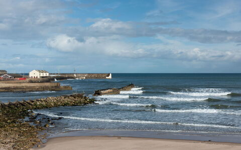 Harbour Nights Deluxe 7F: Svømmepøl, Udvej, Lejlighed, Hotel, Mansion, Villa, Skygge, Hacienda, Ferieby