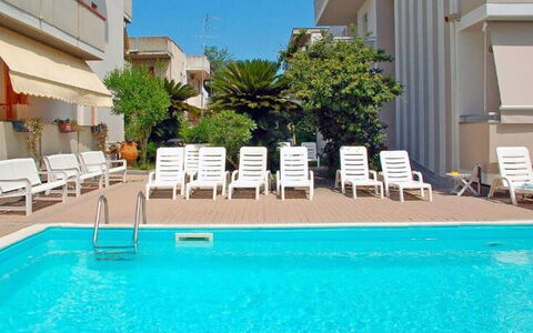 Marconi Seaside Residence, Pool, Wifi, Abruzzo: Svømmepøl, Udvej, Skygge, Hotel, Eco Hotel, Hacienda, Liggestol, Altan, Villa