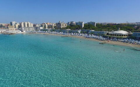 Sea View Apartment, Ac Gallipoli: Blå, Vandressourcer, Vand, Krop Af Vand, Horisont, Hav, Vandvej, Coastal Og Oceaniske Landskabsformer, Strand