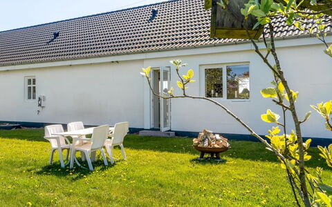 Kora - 2Km from the Sea: Træ, Hjem, Veranda, Dæk, Hårdttræ, Tag, Bejdse, Trægulve, Eco Hotel