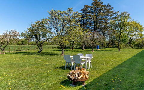 Kora - 2Km from the Sea: Træ, Hjem, Veranda, Dæk, Hårdttræ, Tag, Bejdse, Trægulve, Eco Hotel
