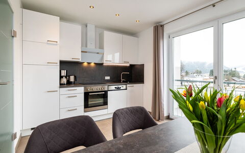 Altenmarkt im Pongau 39: Indretning, Møbel, Træ, Gulvbelægning, Loft, Værelse, Etage, Lejlighed, Køkken, Countertop