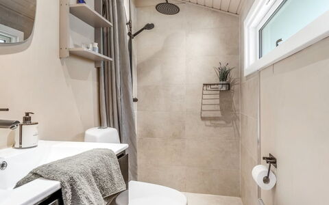 Anline - from the Sea: Tækning, Sommerhus, Hus, Tag, Hjem, Stuehus, Hytte, Estate, Landsby