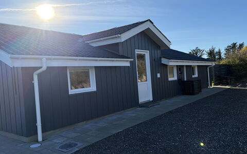 Gorjana - 500M from the Sea: Tag, Sidespor, Sommerhus, Hårdttræ, Gård, Design, Garden Bygninger, Skur, Planke