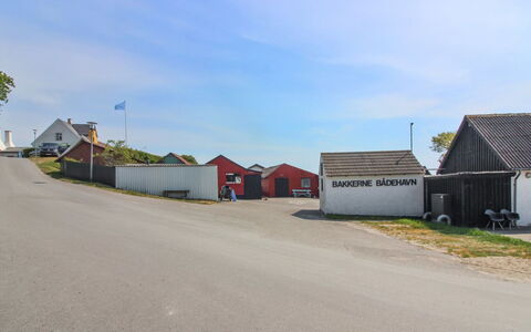 Aulikki - 2Km from the Sea: Bjergkæde, Dal, Bjerglandsby, Ferieby
