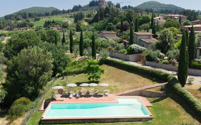 Gaiole in Chianti 915: Bakke, Busk, Estate, Hill Station, Stuehus, Svømmepøl, Eco Hotel, Hacienda, Have, Villa