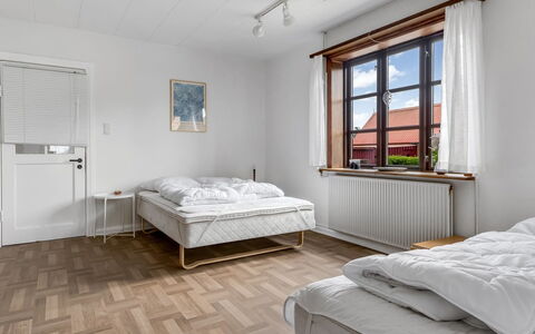 Jantje - 200M from the Sea: Træ, Hjem, Veranda, Dæk, Hårdttræ, Tag, Bejdse, Trægulve, Eco Hotel