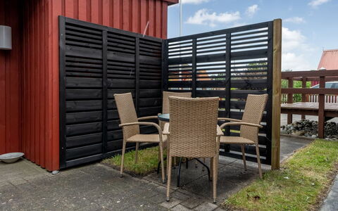 Jantje - 200M from the Sea: Træ, Hjem, Veranda, Dæk, Hårdttræ, Tag, Bejdse, Trægulve, Eco Hotel