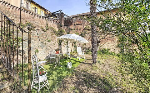 Barbero: Væg, Jern, Stueplante, Blomsterkrukke, Backyard, Altan, Gård, Gelænder, Trappe
