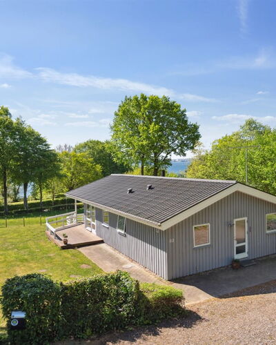 Conradine - 600M from the Sea
