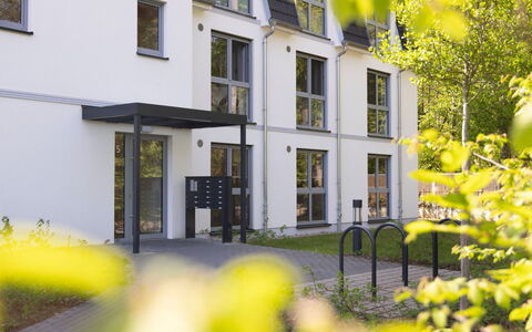 Loddin-Kölpinsee 100: Lejlighed, Estate, Skydevindue, Gård, Altan, Villa