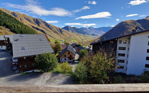 Les Marmottes: Bjerg, Bjergkæde, Hjem, Hill Station, Vinter, Sne, Hældning, Fryser, Alps, Dal