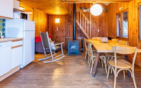 Les Cochettes: Gulvbelægning, Træ, Loft, Etage, Trægulve, Hårdttræ, Bejdse, Indretning, Dør, Planke