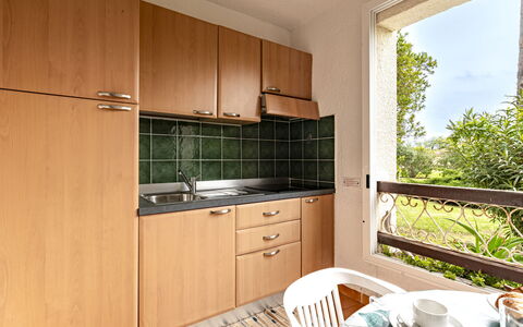 Casa Antonio: Indretning, Gulvbelægning, Køkken, Etage, Countertop, Værelse, Cabinetry, Loft, Bejdse, Køkken Apparat