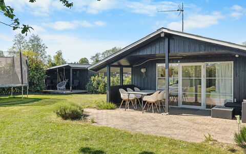 Justina - 200M from the Sea